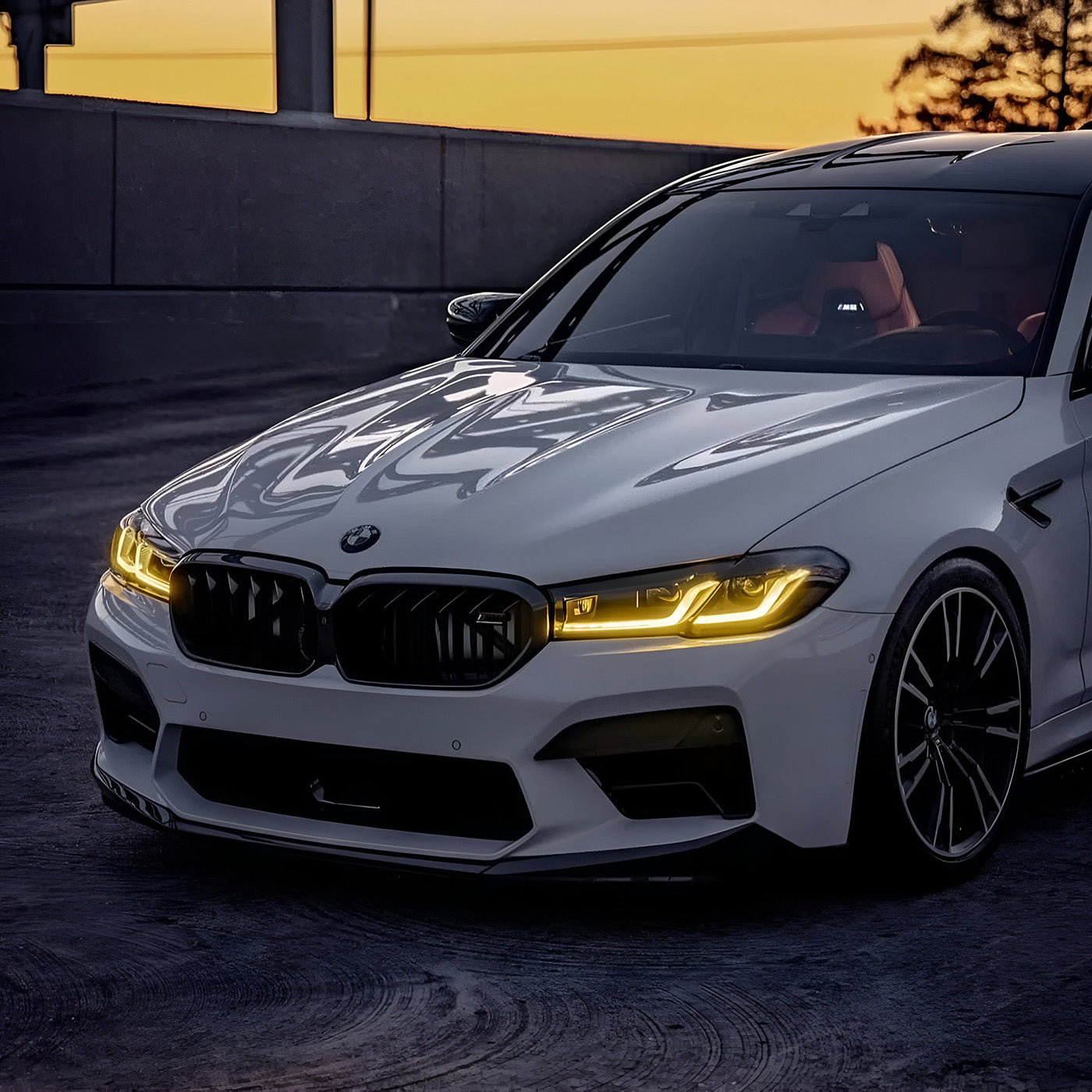 BMW M5 F90 with Yellow DRL Modules Installed – Side Profile