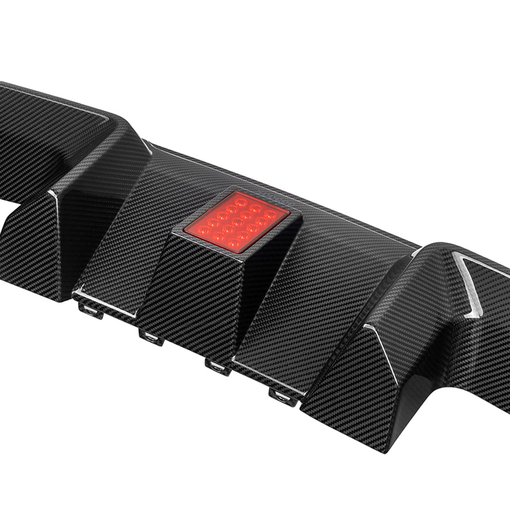 SOOQOO carbon fibre Rear Diffuser V3 for BMW M2 (G87), gloss weave close-up with F1-style light