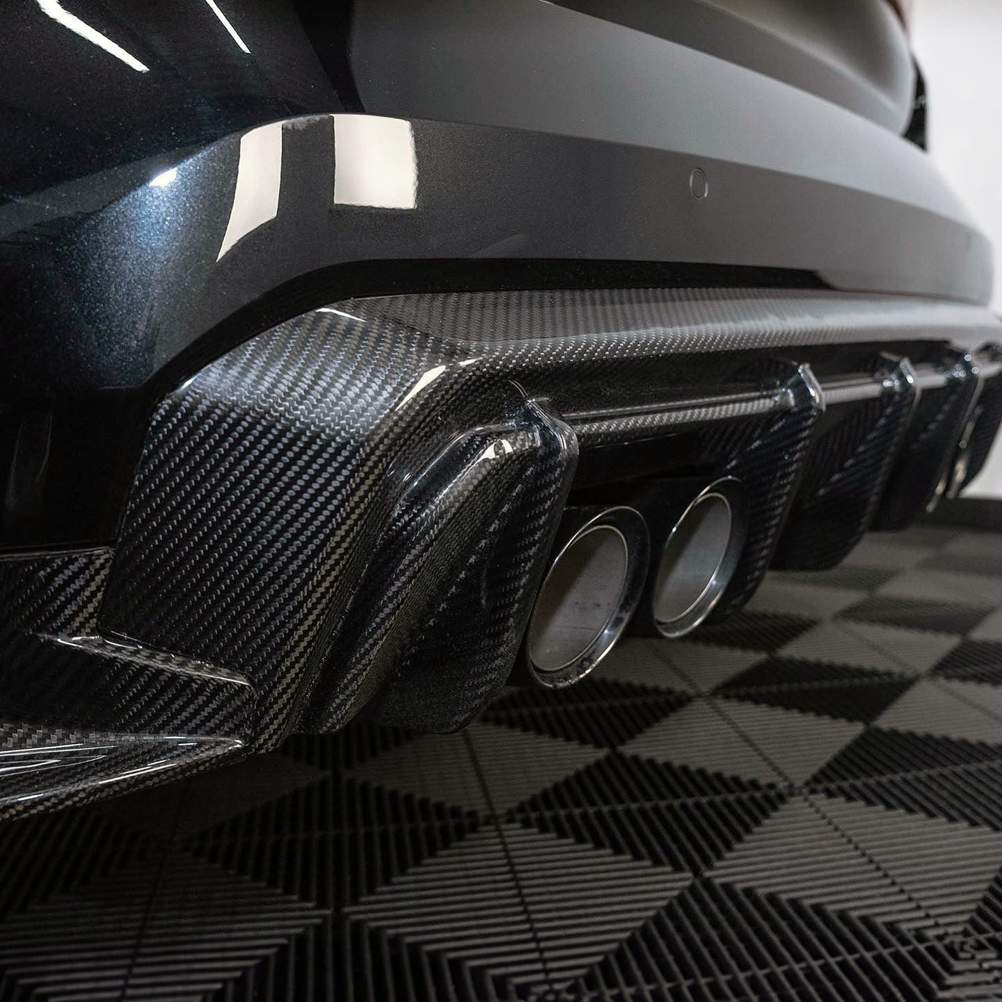 BMW M3 & M4 (G80/G82/G83) Carbon Fibre Rear Diffuser Surround Trim ...