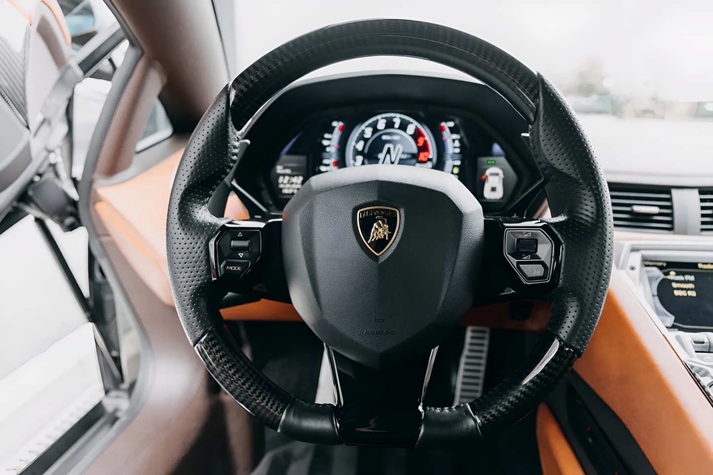 Lamborghini Aventador Customisable Carbon Fibre Steering Wheel