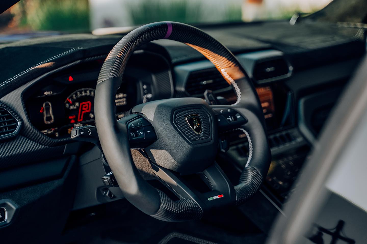 Lamborghini Urus Customisable Carbon Fibre Steering Wheel