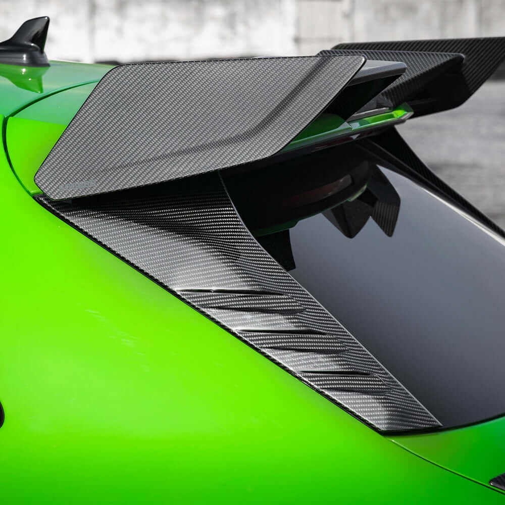 SOOQOO carbon fibre top spoiler on Audi RS3 (8Y), close-up side detail